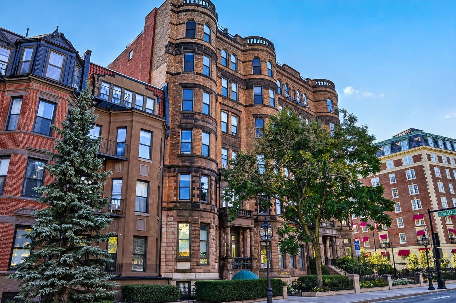 362 Commonwealth Ave  UNIT 4D Boston Massachusetts United States, for Sale, residential,  , The Edwards Realty Team - Barrett Sotheby's International Realty