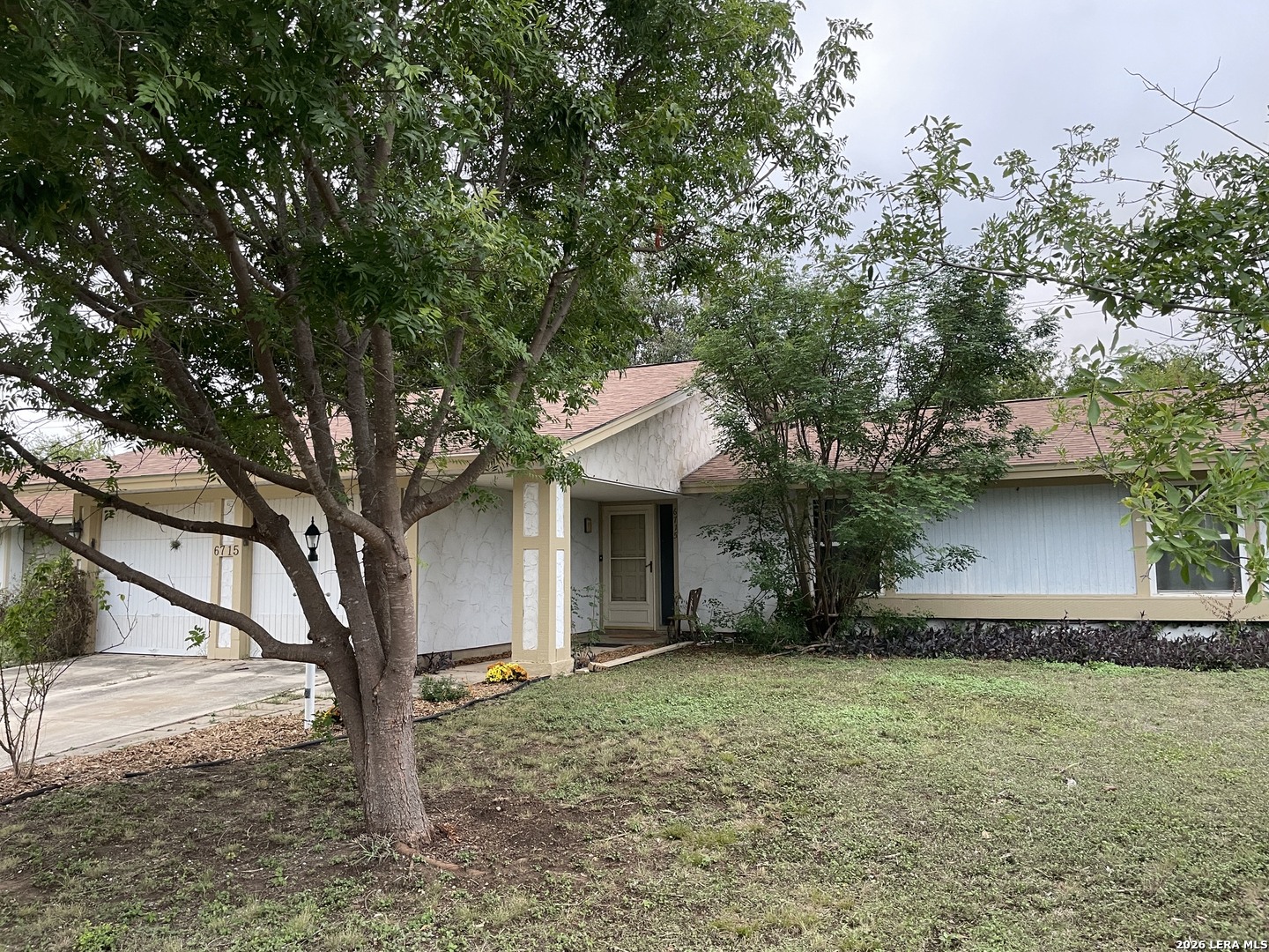 6715 Spring Haven St San Antonio Texas United States, for Sale, residential, Rita Vera, Central Metro Realty LLC