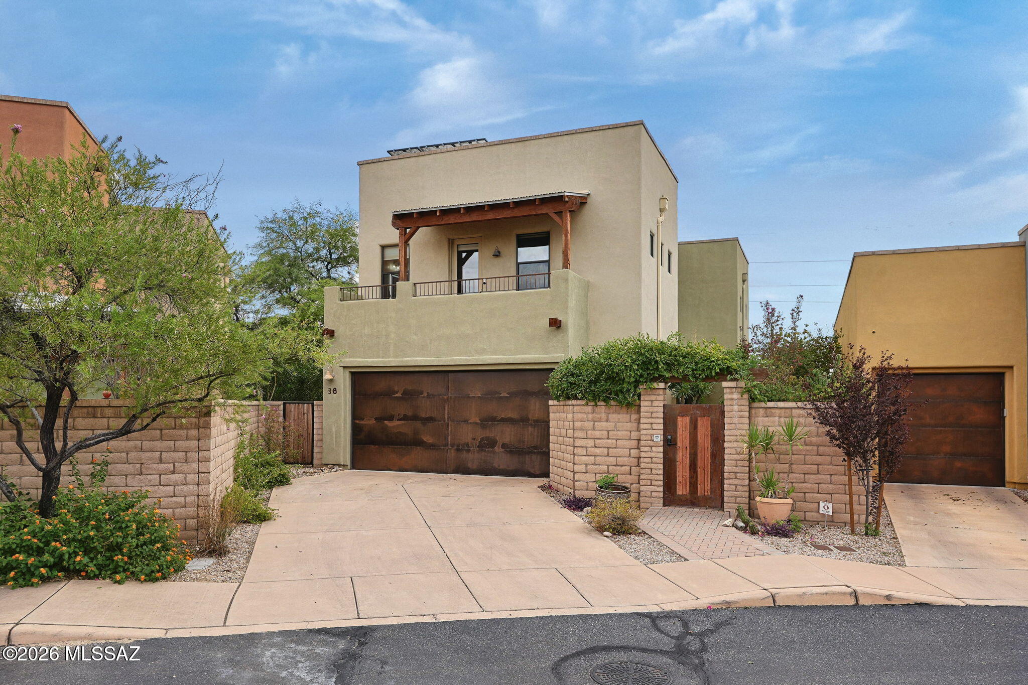 36 E Castlefield Circle Tucson Arizona United States, for Sale, residential, Aaron Lieberman, TIERRA ANTIGUA REALTY