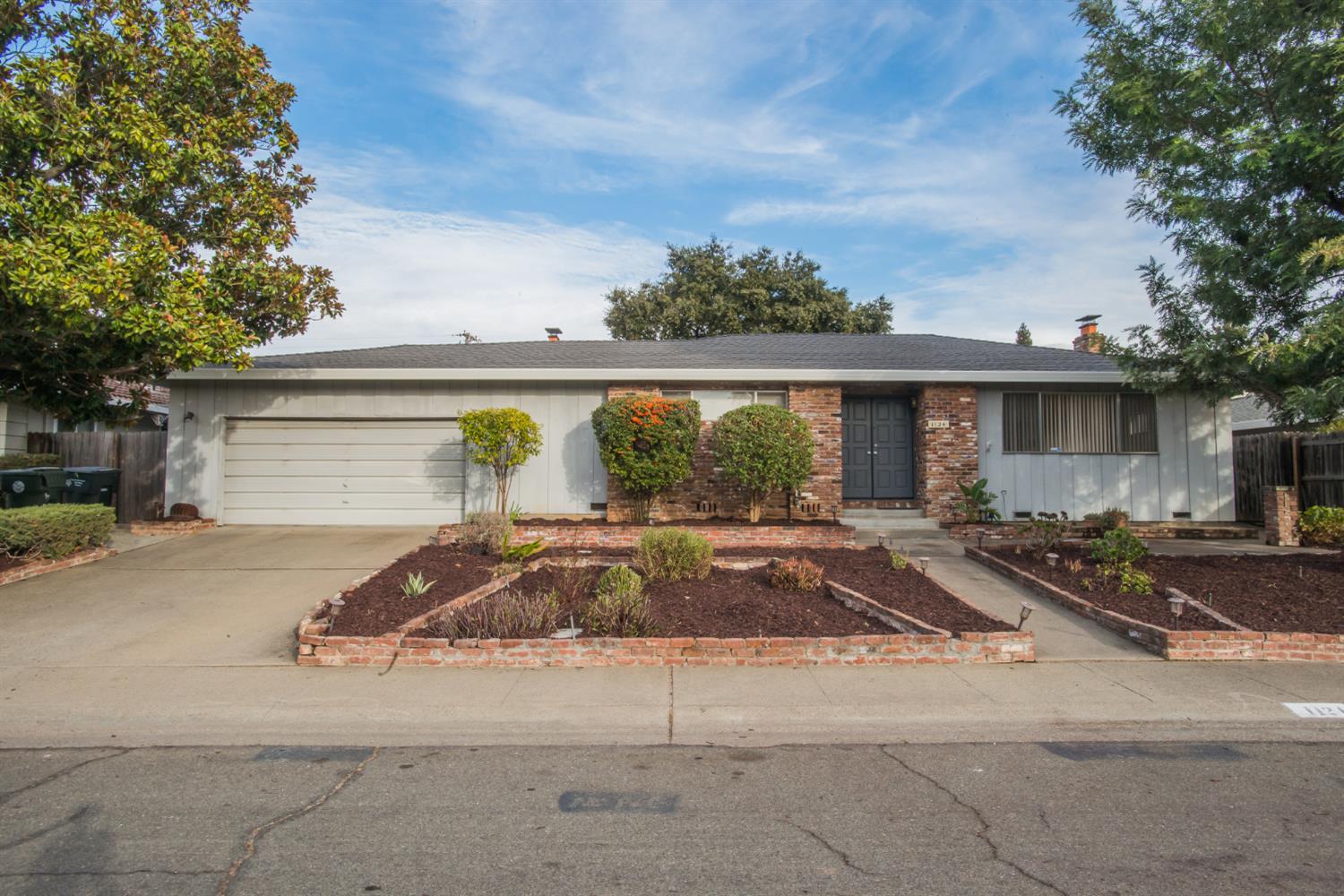 1124 Fay Circle Sacramento California United States, for Sale, residential, Yogi & Yoli Palenko, CORE Real Estate Brokerage