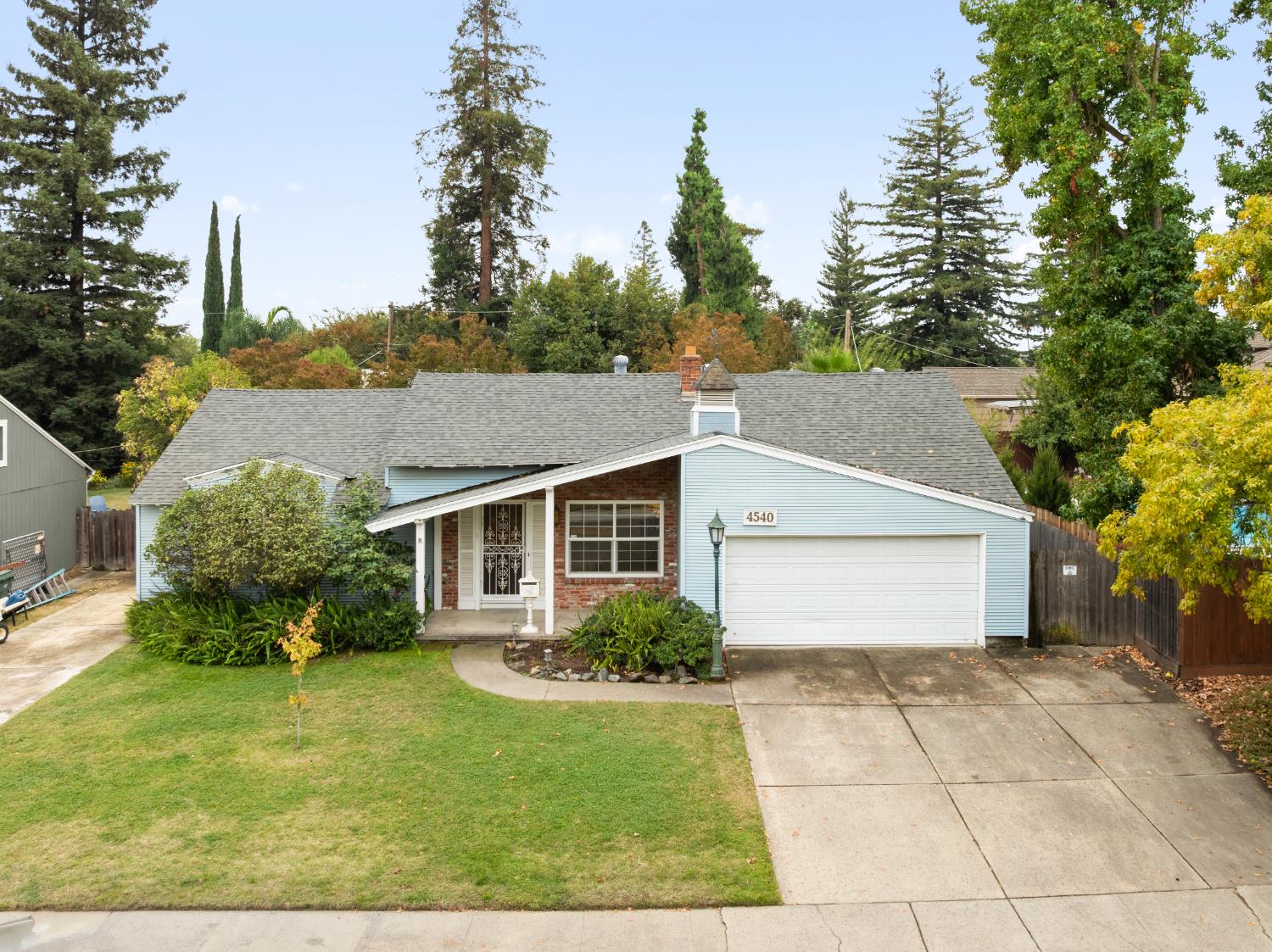 4540 Laurelwood Way Sacramento California United States, for Sale, residential,  , SacHomes Realty Group