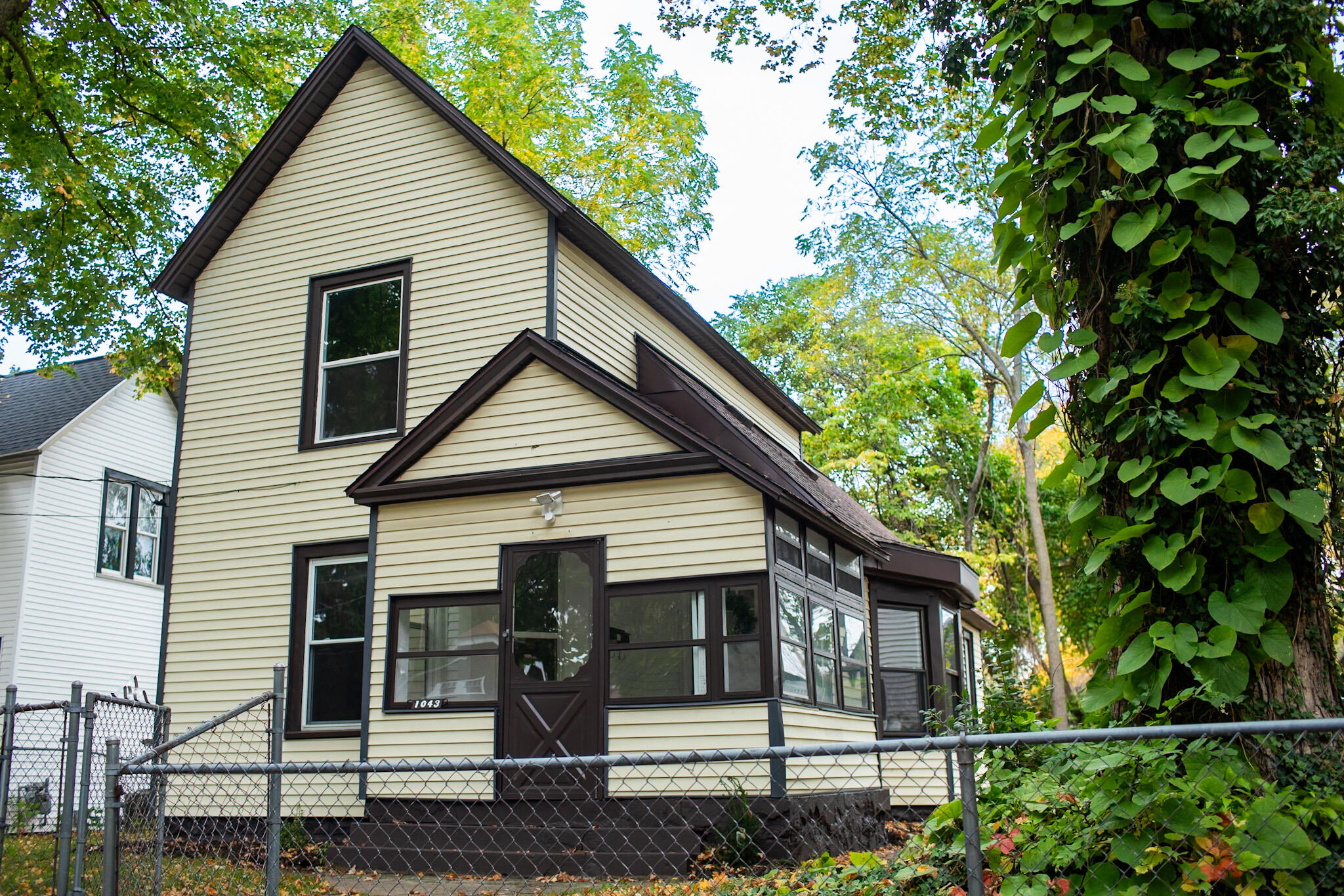 1043 Sigsbee Street Grand Rapids Michigan United States, for Sale, residential,  , RW Daniels Realty