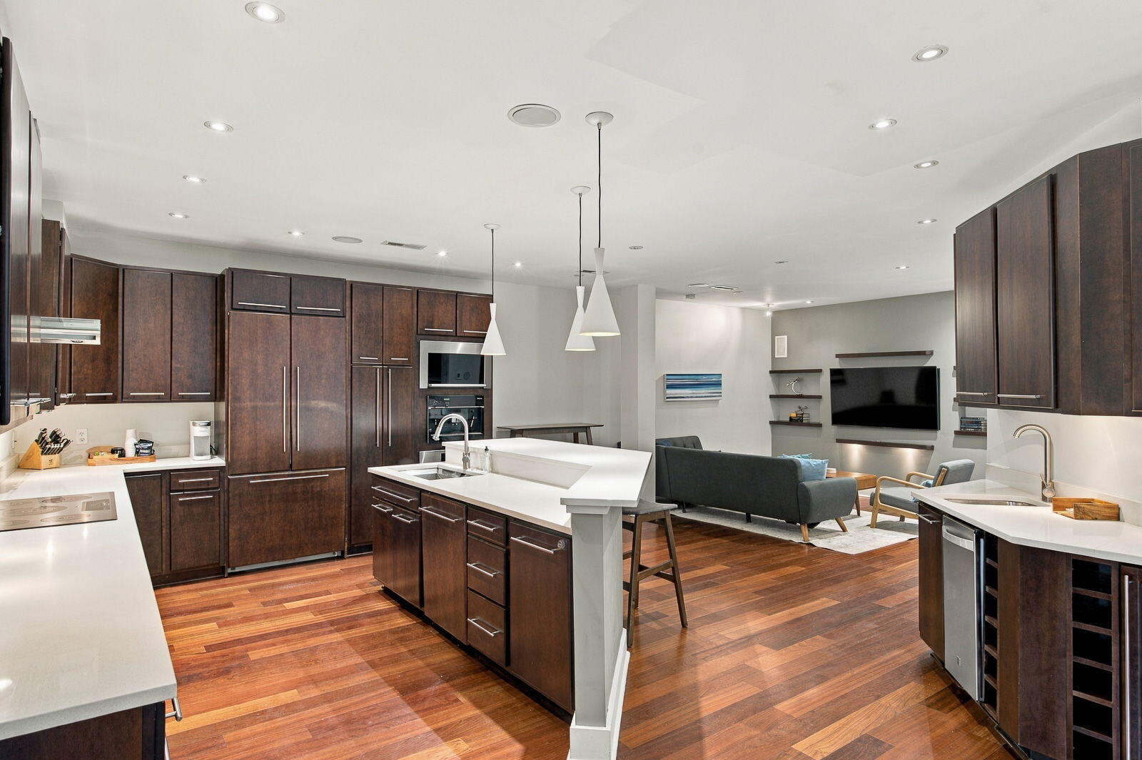 182 E Bay Street APT 203 Charleston South Carolina United States, for Sale, residential, Bobbie  Rose, Keller Williams Realty Charleston/West Ashley