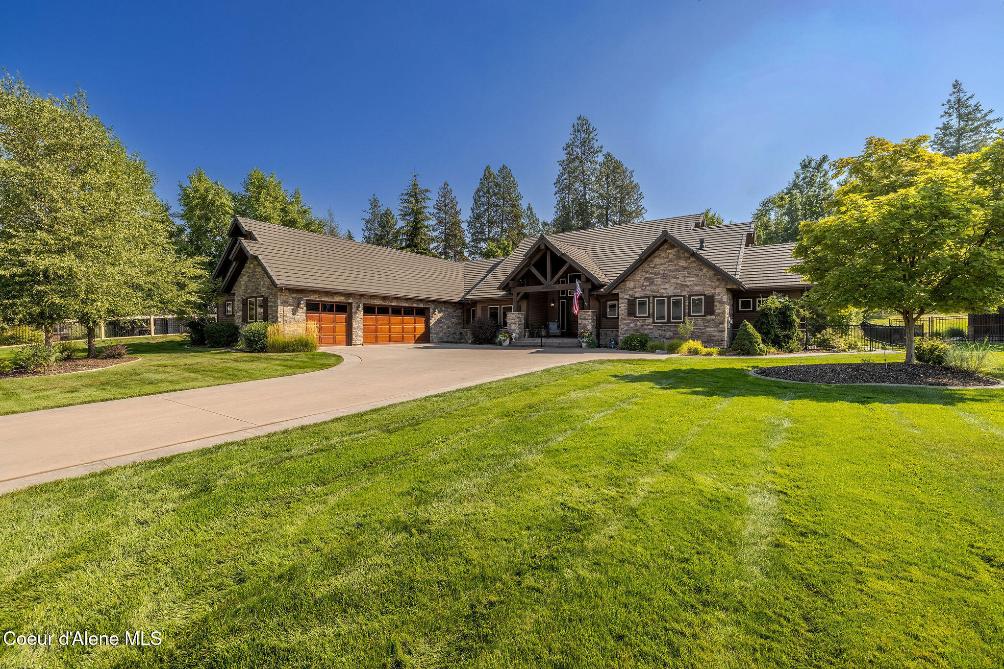 1560 E Bruin Lp Hayden Idaho United States, for Sale, residential, Jenna Wynand, Realty ONE Group Eclipse