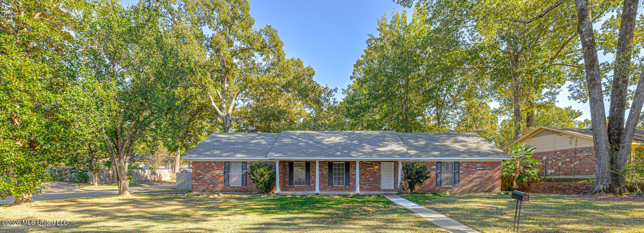 16 Crosswoods Road Brandon Mississippi United States, for Sale, residential, Jessica McLaurin, Rezults Realty, LLC