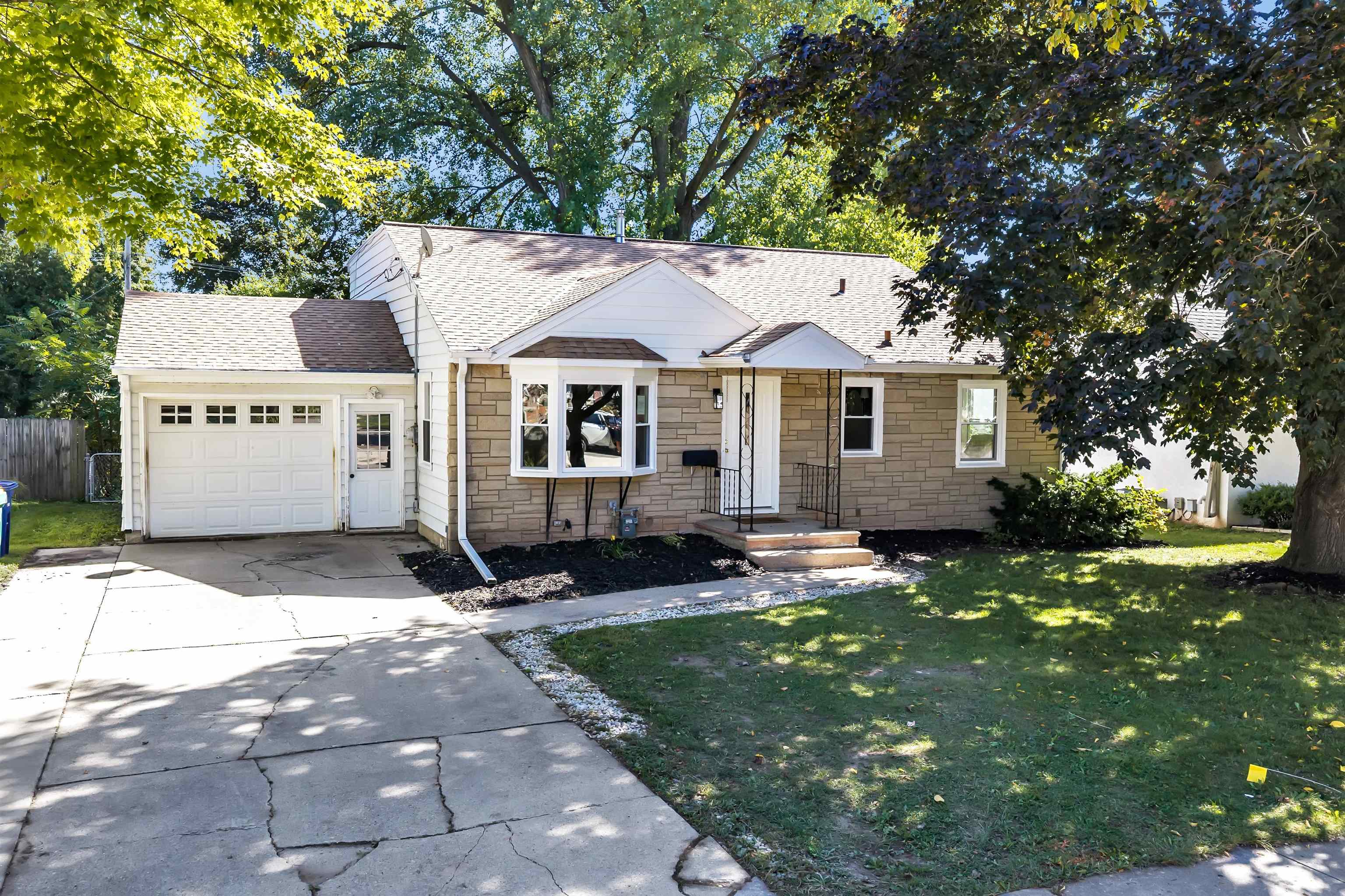 1017 RAYMOND Street Green Bay Wisconsin United States, for Sale, residential,  , Fireside Realty LLC