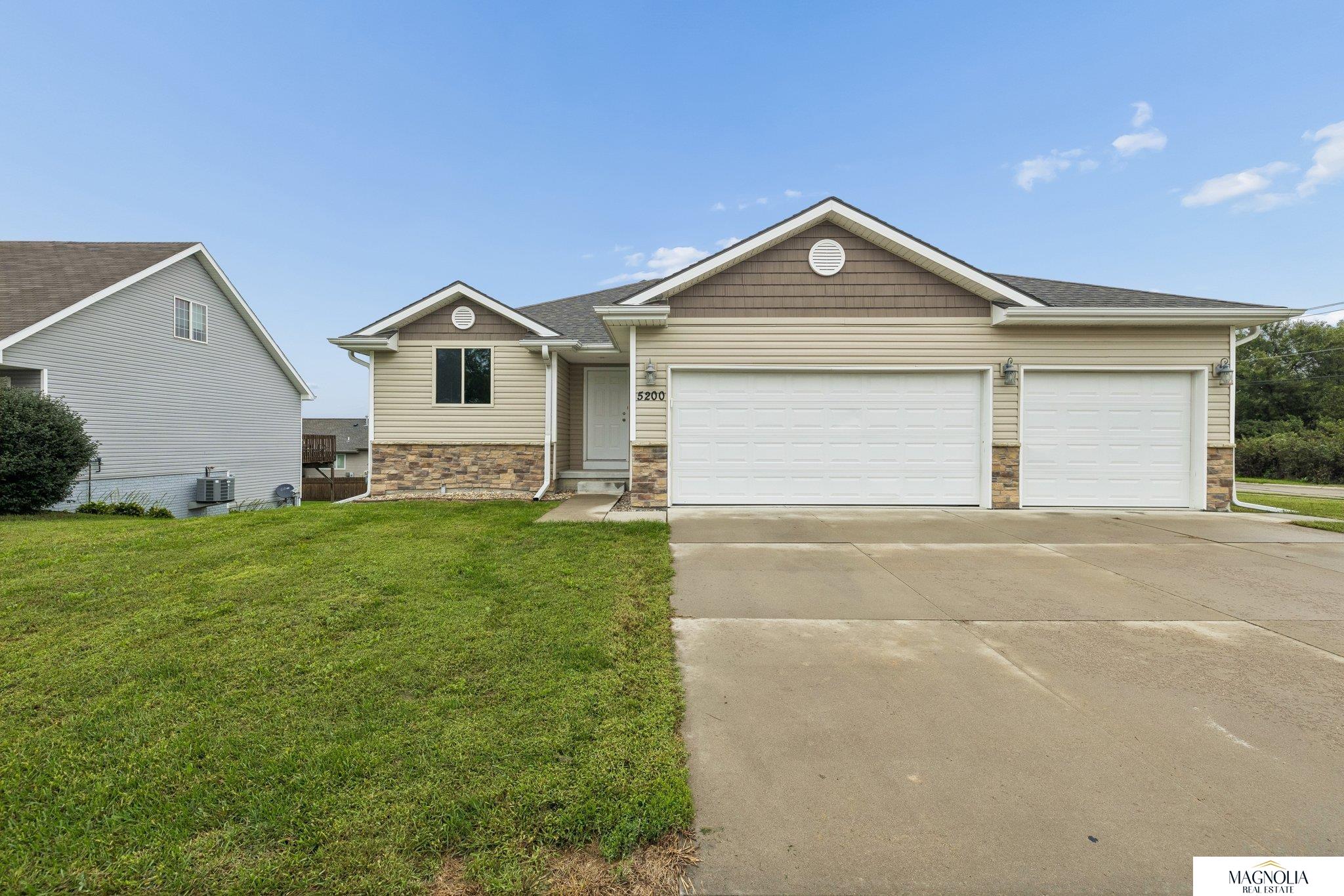 5200 N 9th Circle Lincoln Nebraska United States, for Sale, residential,  , Wolf Professional Realty PC