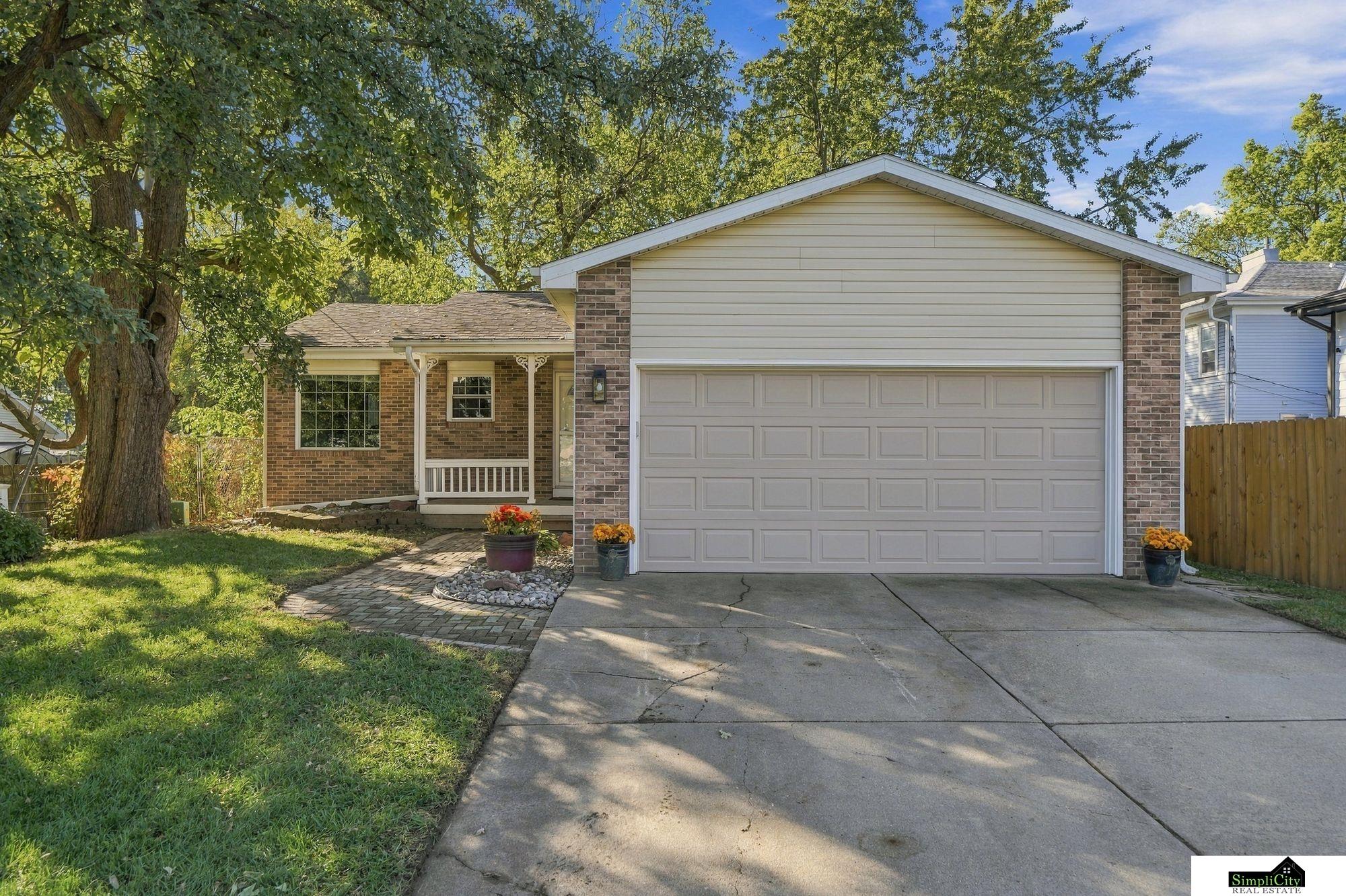6711 Garland Street Lincoln Nebraska United States, for Sale, residential,  , Wolf Professional Realty PC
