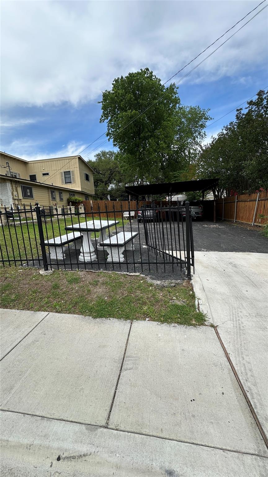 3116 12th ST Austin Texas United States, for Sale, residential, Jessica Dodge, All City Real Estate, Ltd. Co.