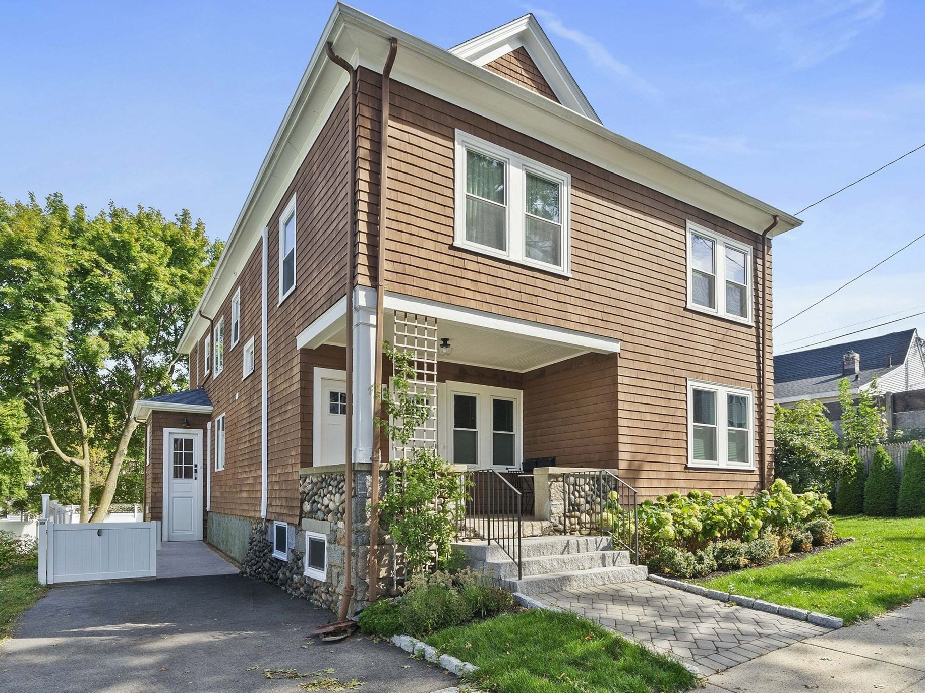 44 Wellsmere  UNIT 1 Boston Massachusetts United States, for Rent, residential,  , The Edwards Realty Team - Barrett Sotheby's International Realty