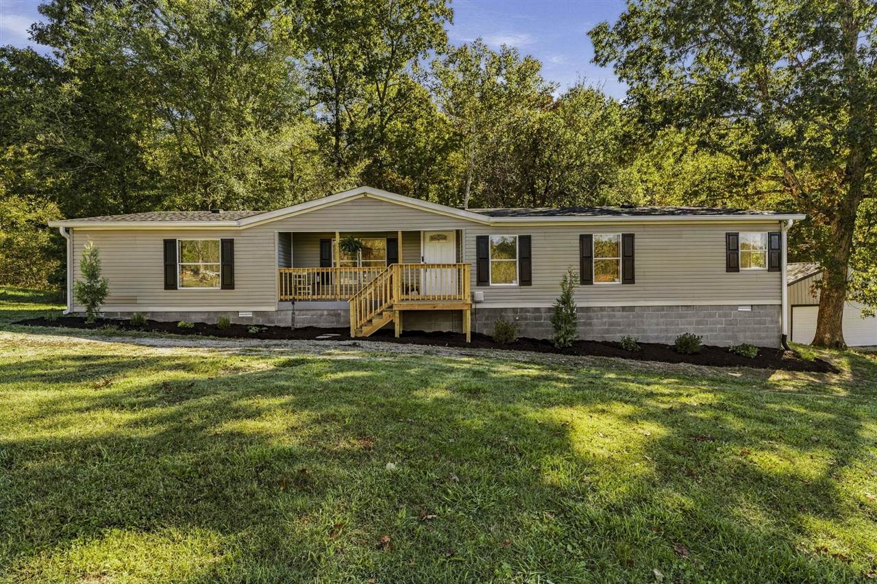 2860 T B Hospital Road Bowling Green Kentucky United States, for Sale, residential, Adam Hanes, LPT Realty