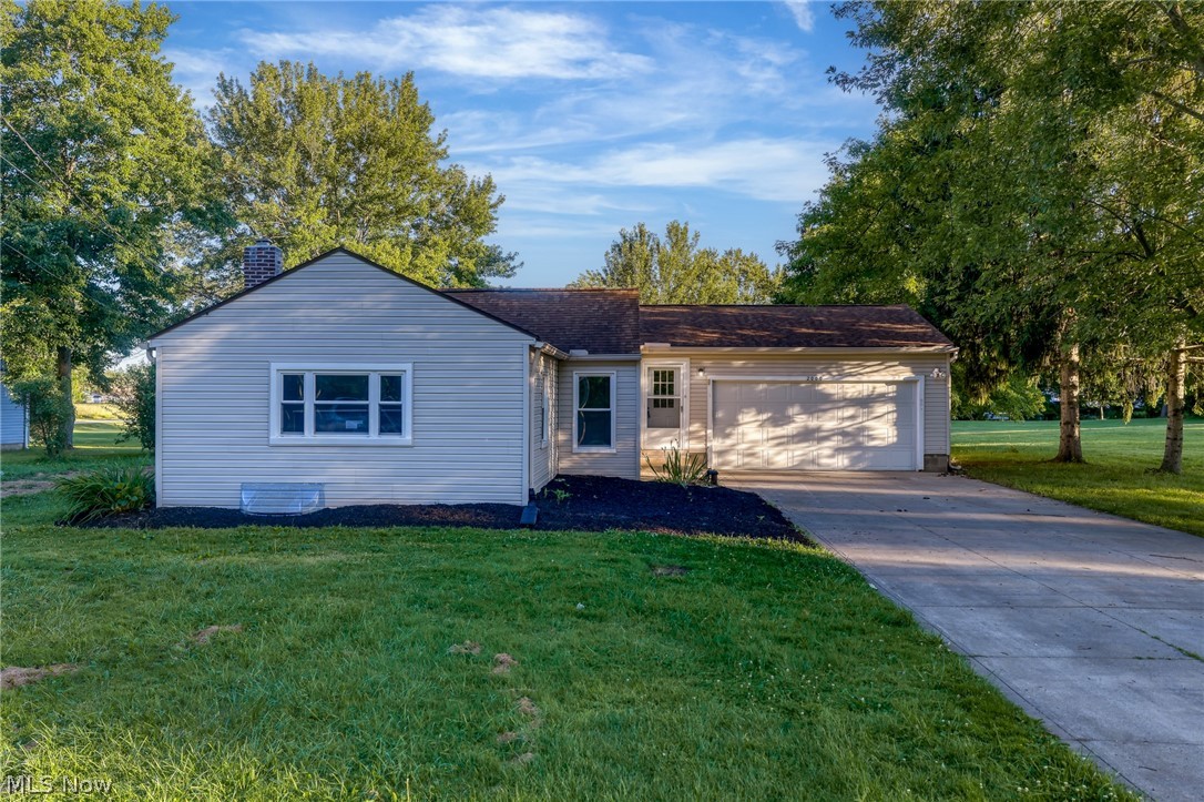 2000 Stake Drive Green Ohio United States, for Sale, residential,  , InCom Real Estate - New Demo Office