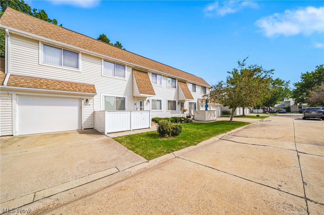 5428 Haven Court APT A, 5242519, Willoughby, Condominium,  for sale - Sample Agent, InCom Real Estate - Sample Office 