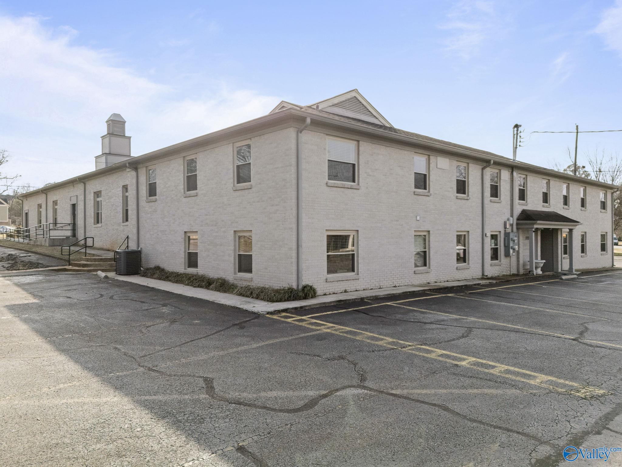800 Clinton Avenue Huntsville Alabama United States, for Lease, commercial,  , Momentum Realty, LLC