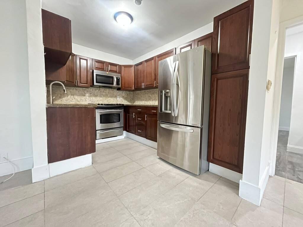 1302 S FEDERAL Highway APT 2 Lake Worth Beach Florida United States, for Rent, residential,  , InCom Real Estate - New Demo Office
