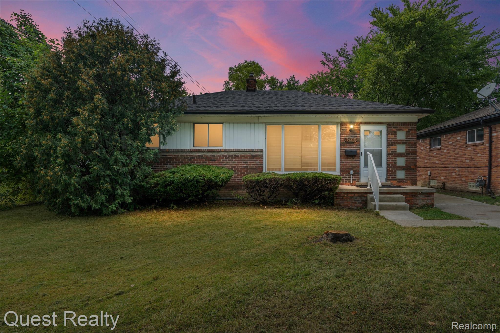 19873 Beaconsfield Street, 20261072012, Harper  Woods, SingleFamilyResidence,  for sale - Sample Agent, InCom Real Estate - Sample Office 