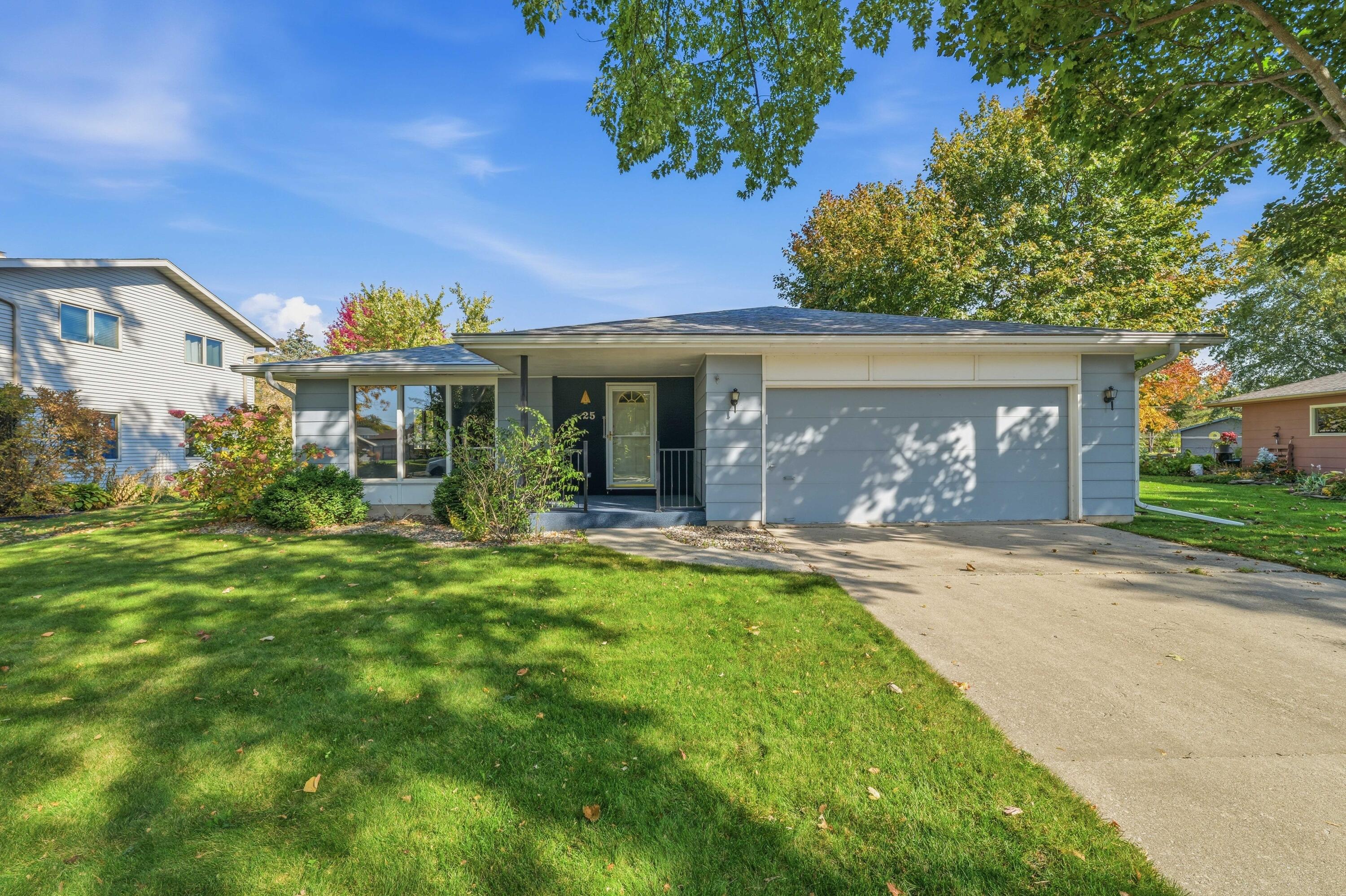 25 Cherry Ln Fond Du Lac Wisconsin United States, for Sale, residential, Amy Teifke, Roberts Homes and Real Estate