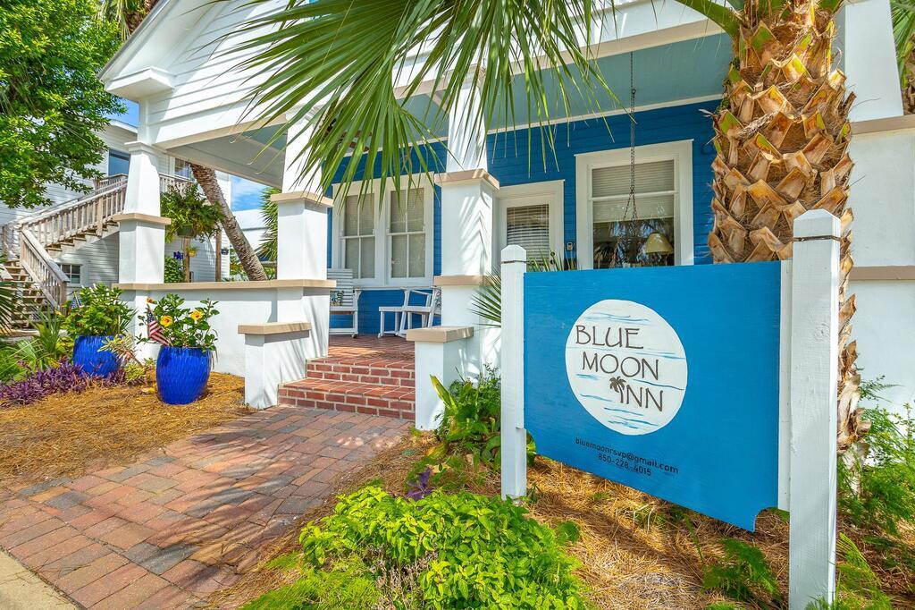 19 Leslie Street Apalachicola Florida United States, for Sale, residential, Deb Robertson, The Naumann Group Real Estate, Inc.