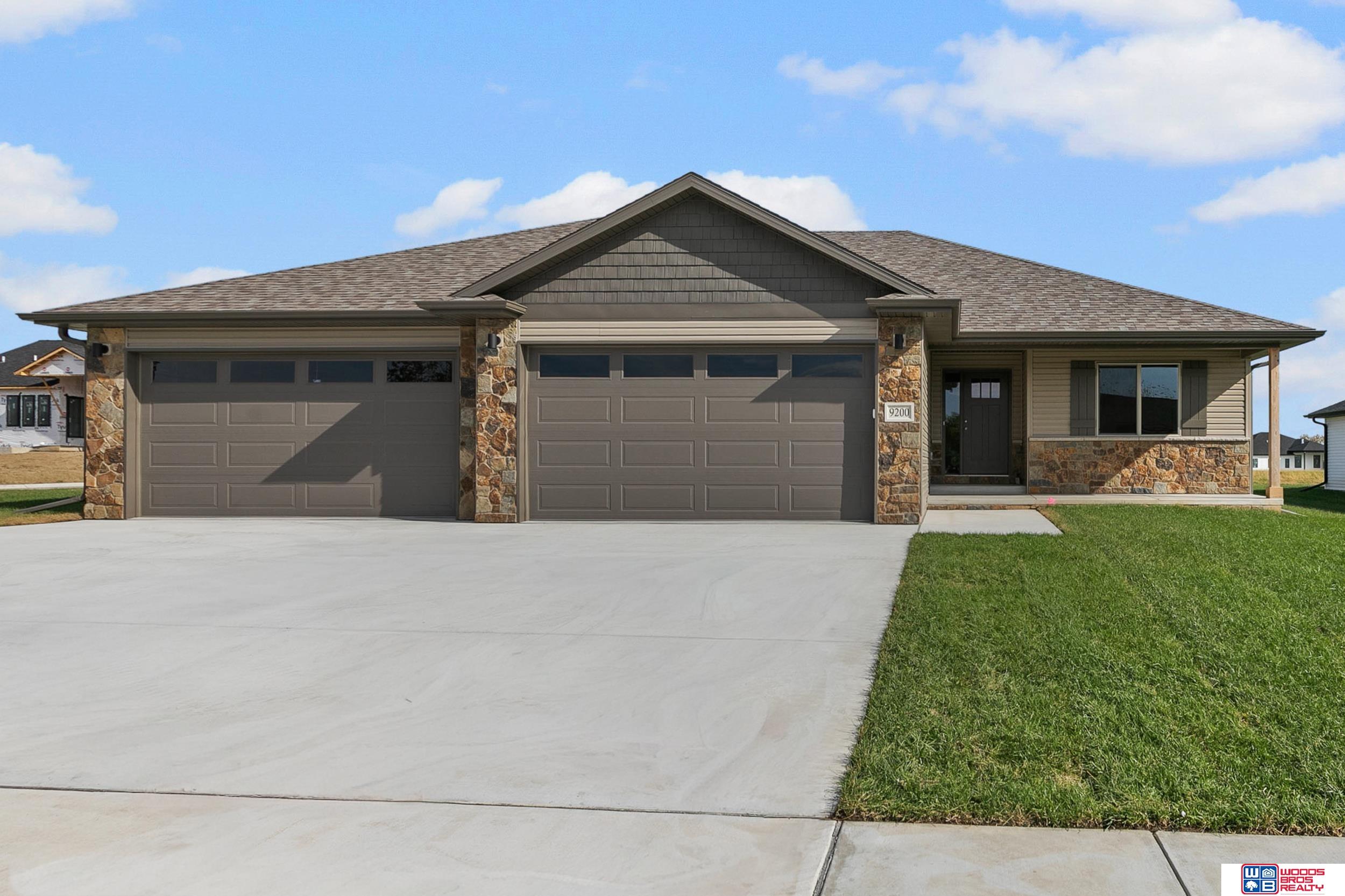 9200 Green Valley Lane Lincoln Nebraska United States, for Sale, residential,  , Wolf Professional Realty PC