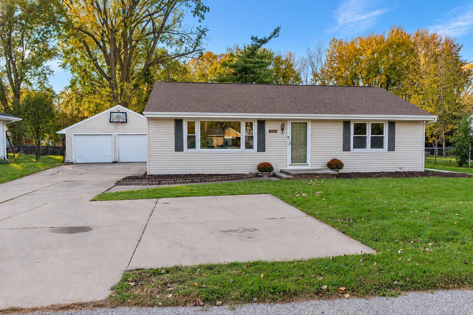 2025 N LYNNDALE Street Appleton Wisconsin United States, for Sale, residential,  , Fireside Realty LLC