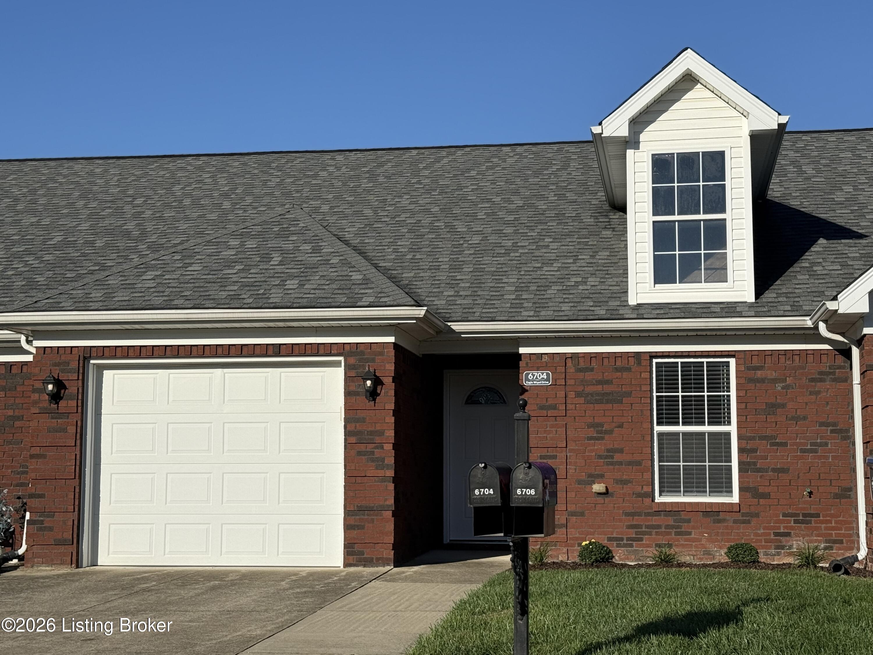 6704 Eagle Wood Dr Louisville Kentucky United States, for Sale, residential,  , InCom Real Estate - New Demo Office