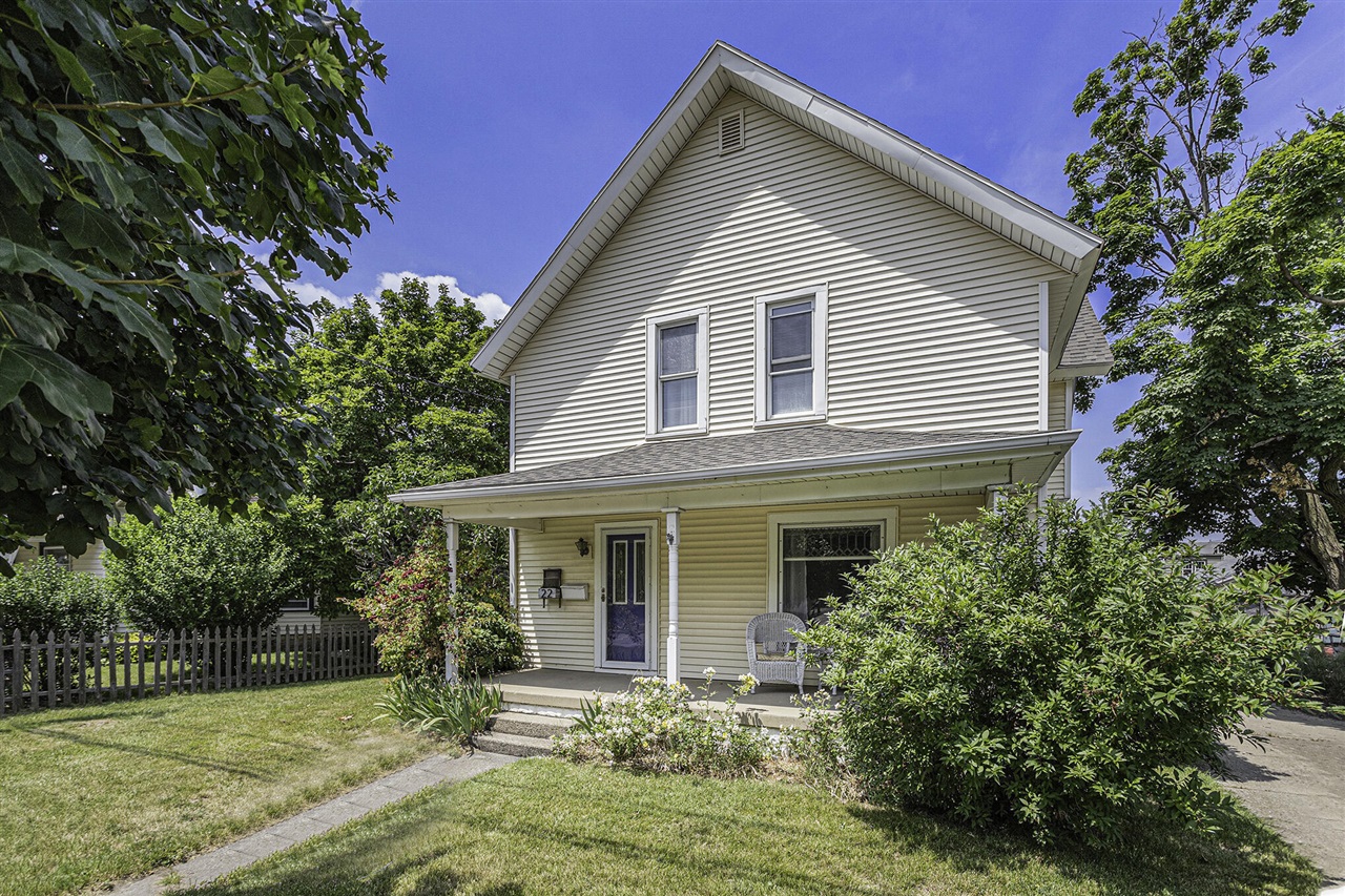 22 W Ash Street Three Oaks Michigan United States, for Sale, residential,  , InCom Real Estate - New Demo Office