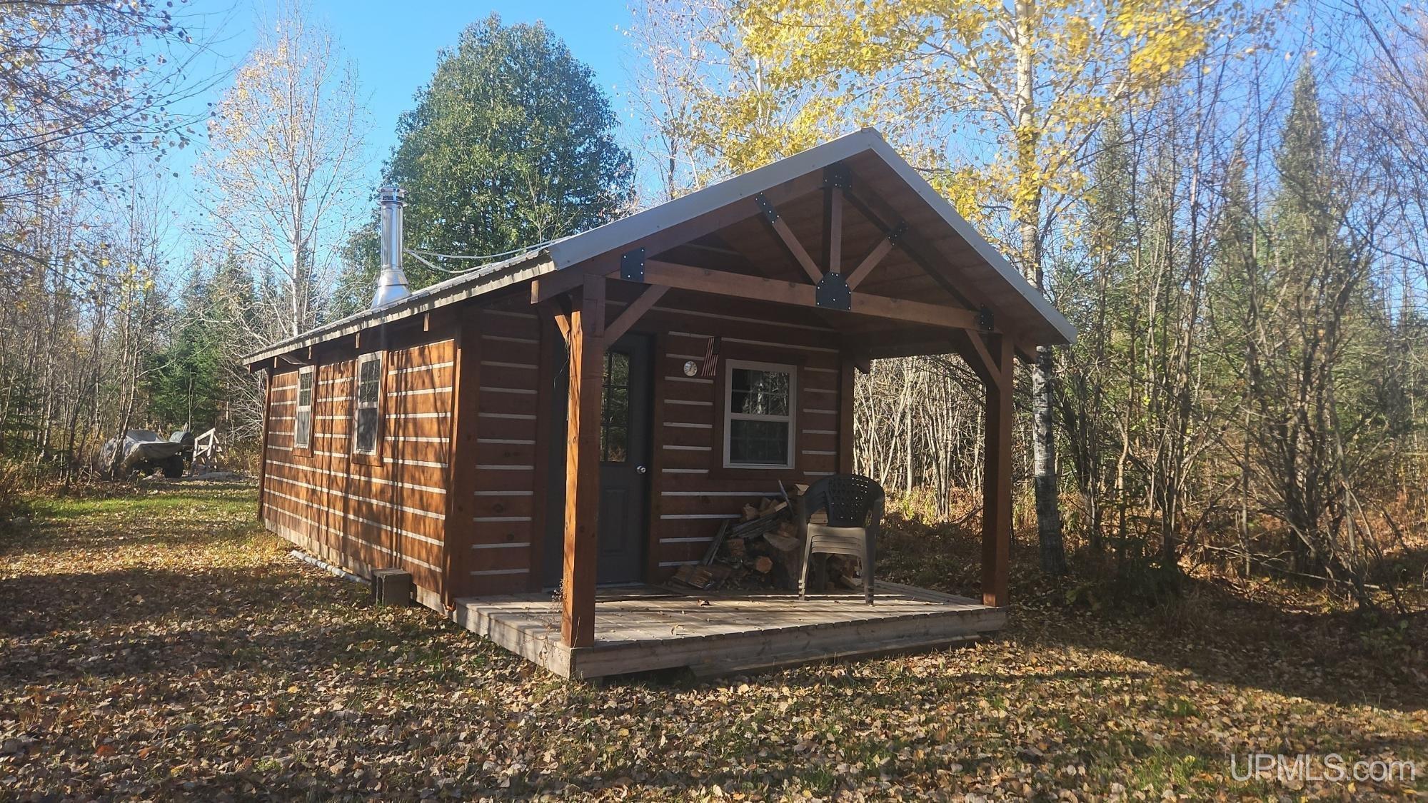 5999 penegor rd Road Mass City Michigan United States, for Sale, commercial,  , InCom Real Estate - New Demo Office