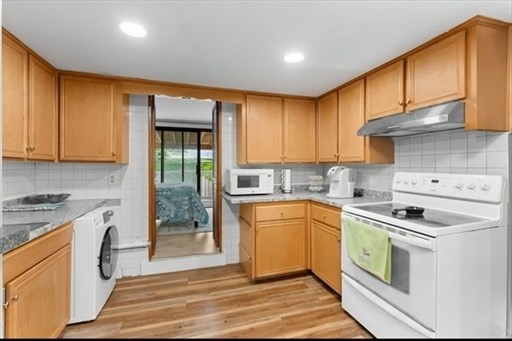 44 Woodlawn Ave  UNIT 2 Everett Massachusetts United States, for Rent, residential, Edwin Contreras, Broad Sound Real Estate