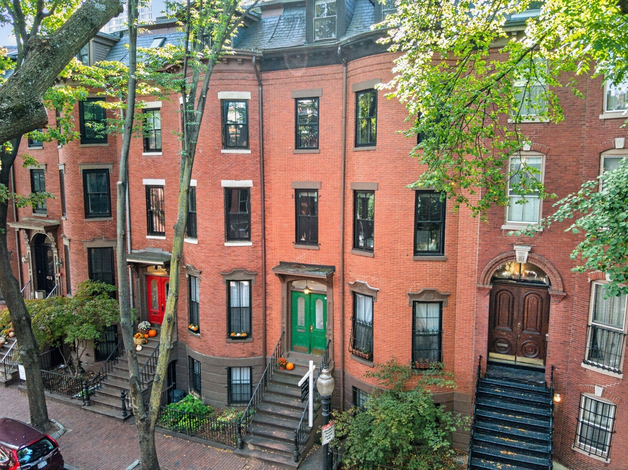 51 E Springfield  UNIT 2 Boston Massachusetts United States, for Sale, residential, Darcy Bento, South Boston  Realtor Bento Real Estate Group, Bento Real Estate Group, Inc.