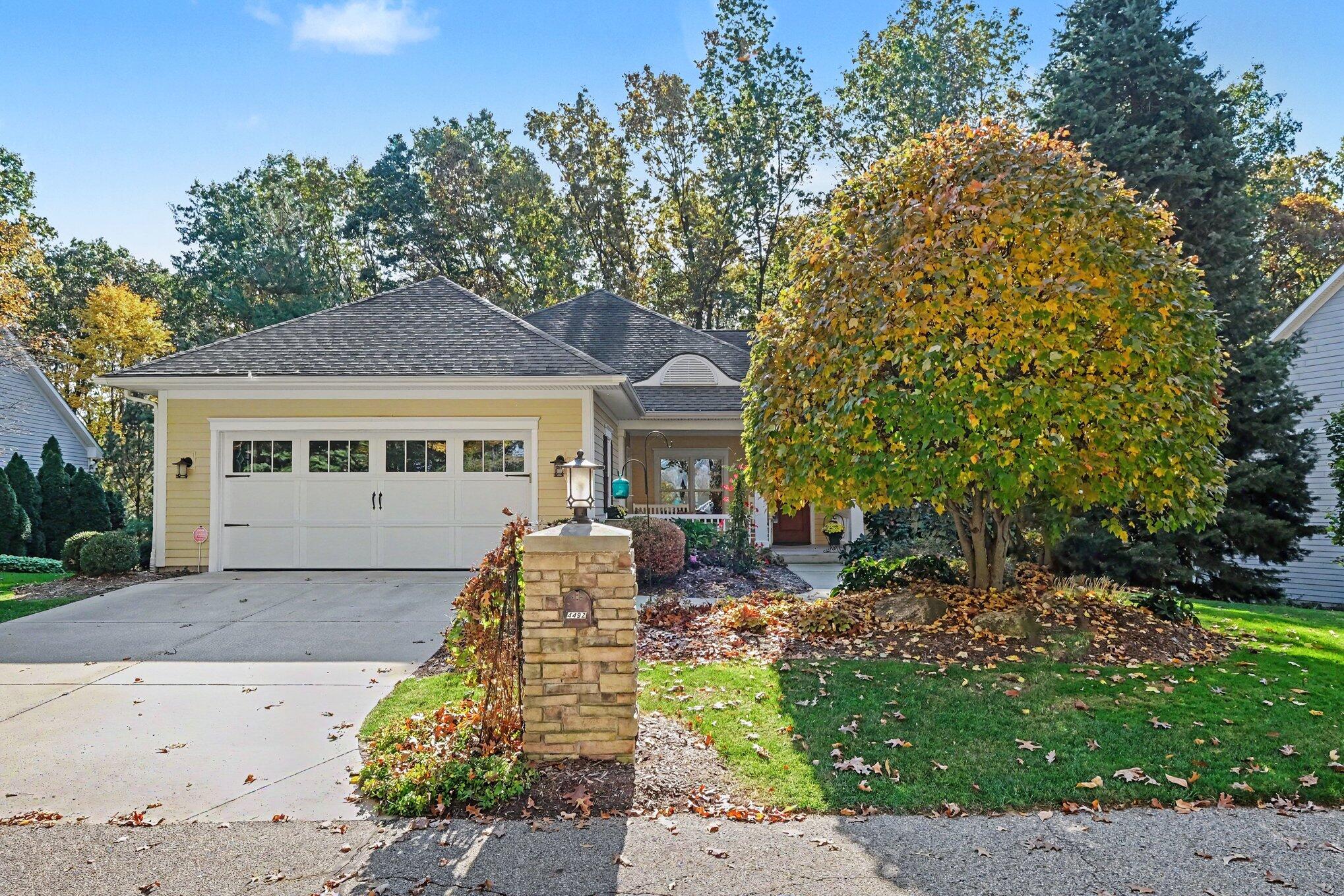4492 Oak Arbor Drive Grand Rapids Michigan United States, for Sale, residential,  , RW Daniels Realty