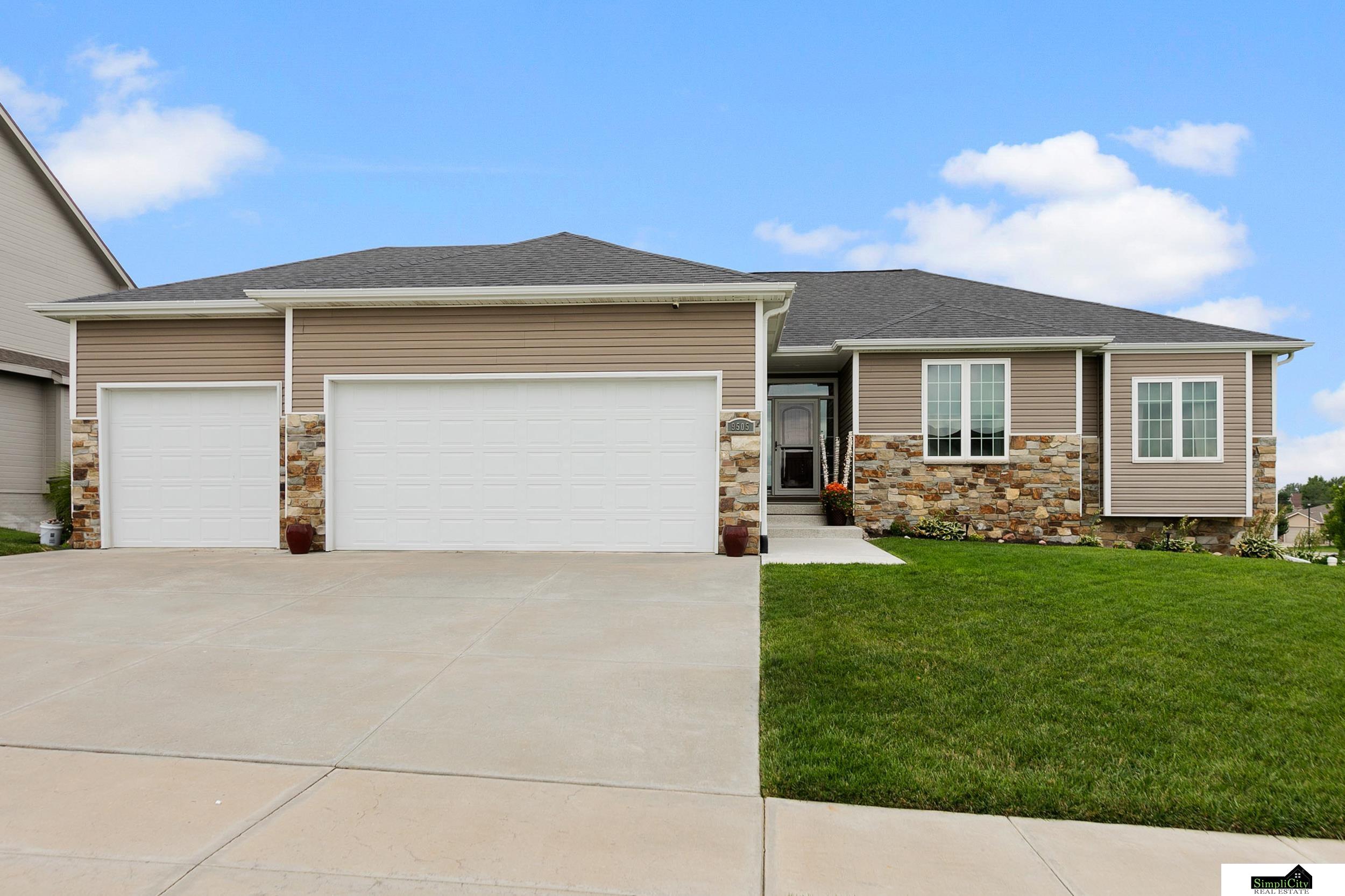 9505 Fairbury Lane Lincoln Nebraska United States, for Sale, residential,  , Wolf Professional Realty PC