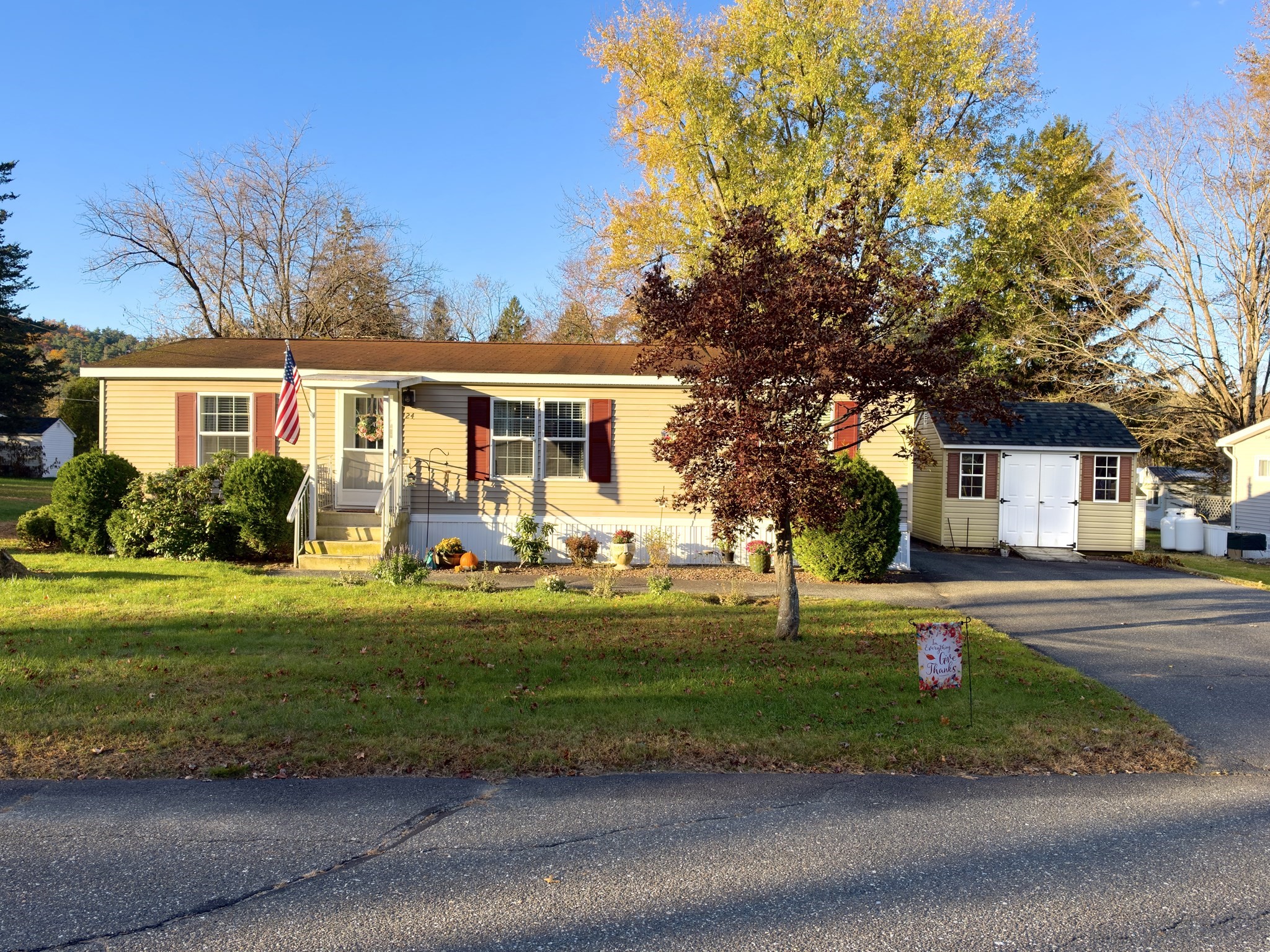 24 Riverview Cir Brimfield Massachusetts United States, for Sale, residential,  , Media Realty Group Inc.