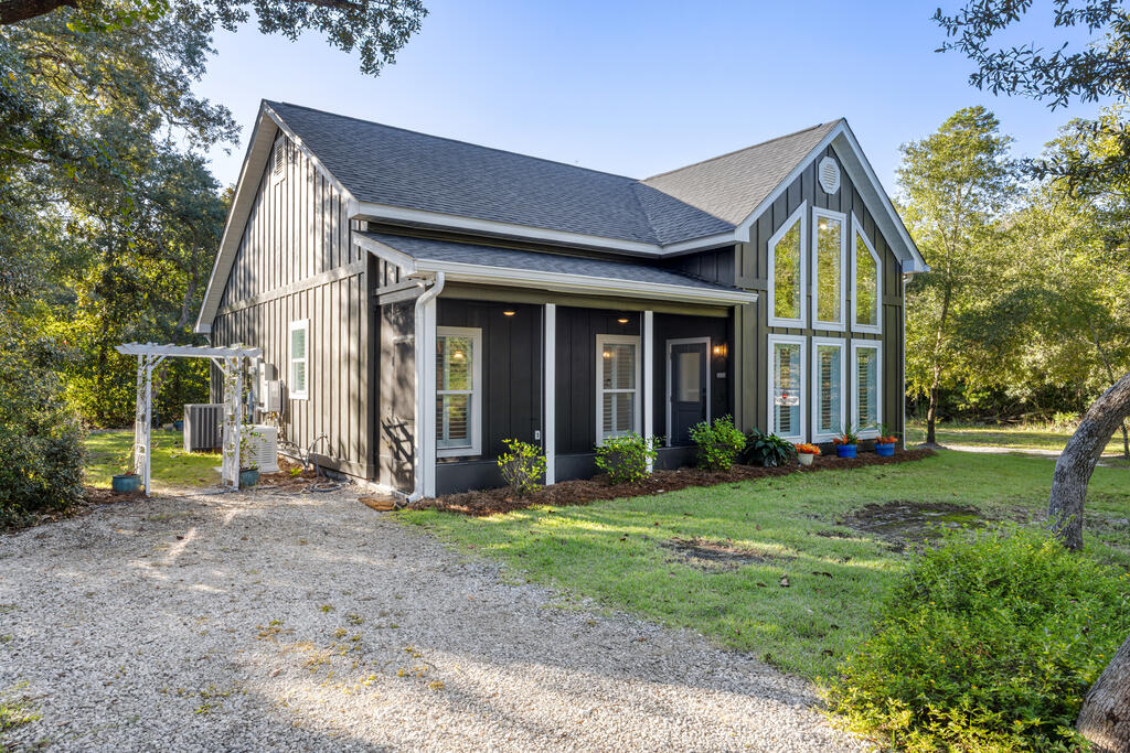 2332 Oak St Carrabelle Florida United States, for Sale, residential, Deb Robertson, The Naumann Group Real Estate, Inc.
