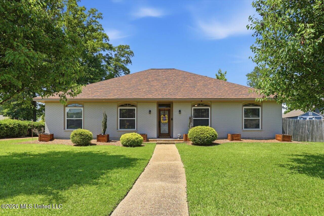 56 Westridge Drive Brandon Mississippi United States, for Sale, residential, Jessica McLaurin, Rezults Realty, LLC