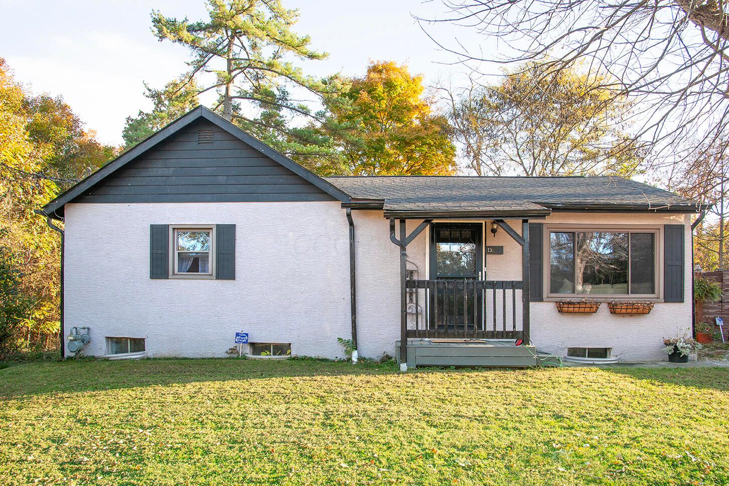 131 W Mohawk Drive Powell Ohio United States, for Sale, residential, , The Hessenauer Corporation