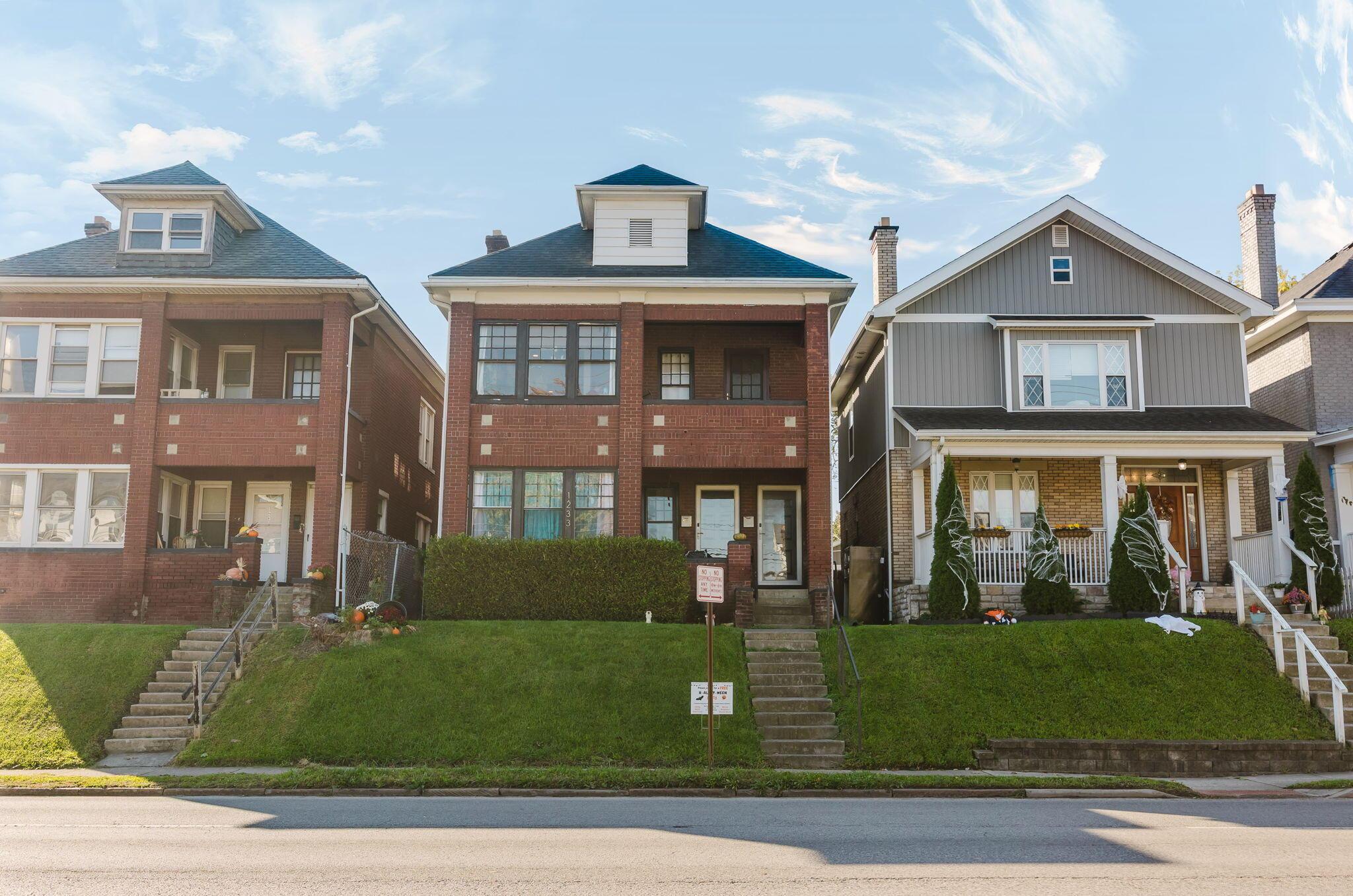 1233 E Livingston Avenue APT A/B Columbus Ohio United States, for Sale, commercial, , The Hessenauer Corporation