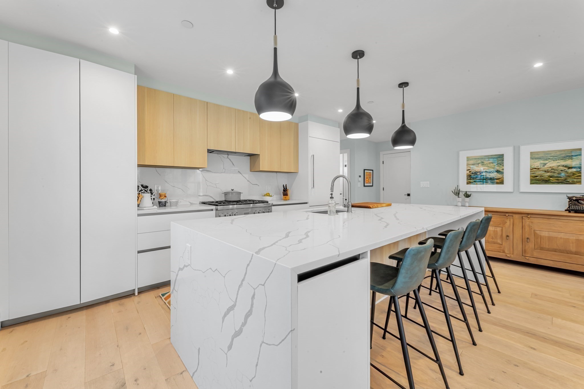 322 Bunker Hill St  UNIT 3 Boston Massachusetts United States, for Sale, residential,  , The Edwards Realty Team - Barrett Sotheby's International Realty