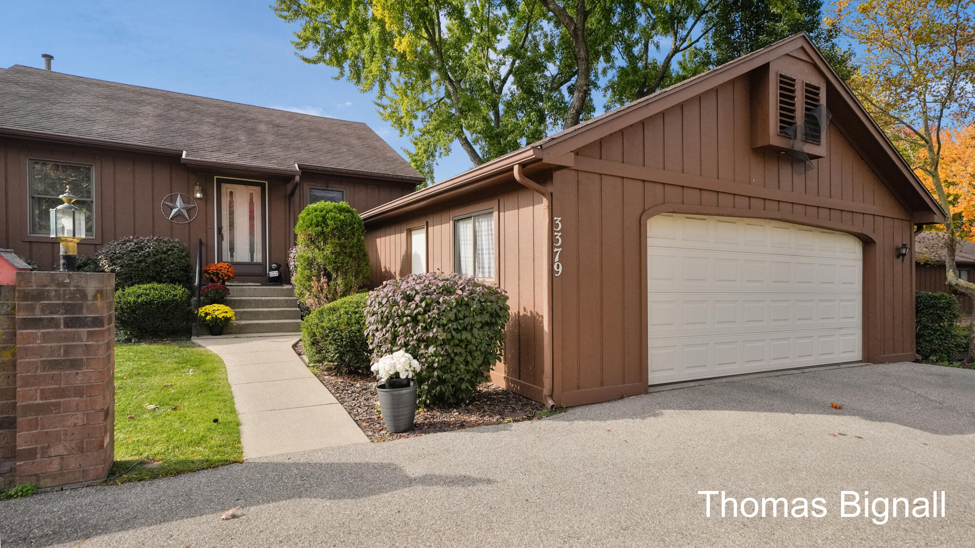 3379 SE Old Kent Road Kentwood Michigan United States, for Sale, residential,  , RW Daniels Realty