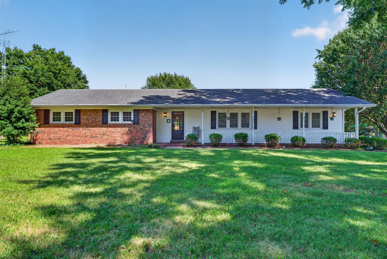 2412 Grider Pond Road Bowling Green Kentucky United States, for Sale, residential, Adam  Hanes, LPT Realty