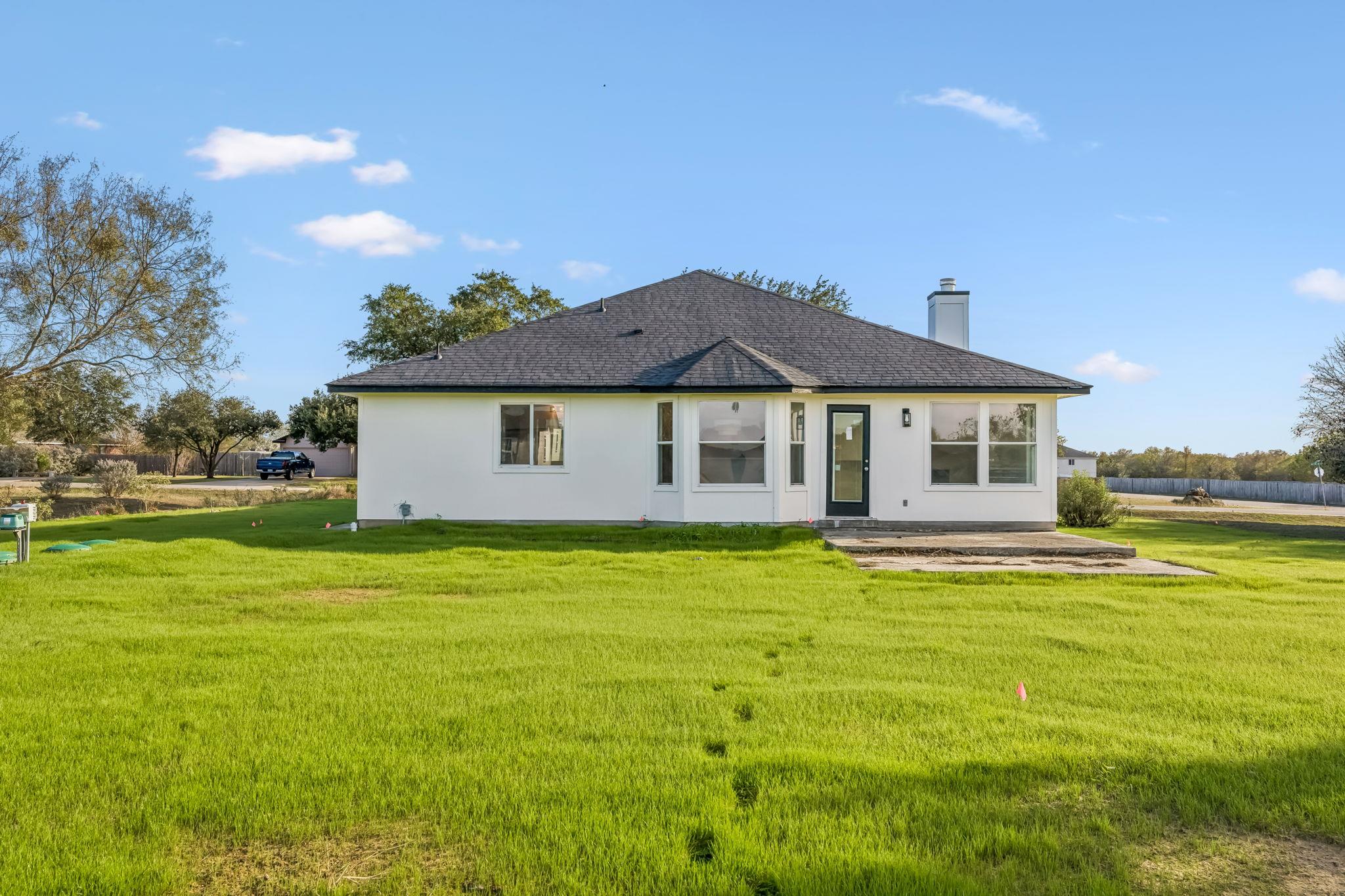 223 Martin Crossing DR Cedar Creek Texas United States, for Sale, residential, Christopher  Machuca, StepStone Realty, LLC