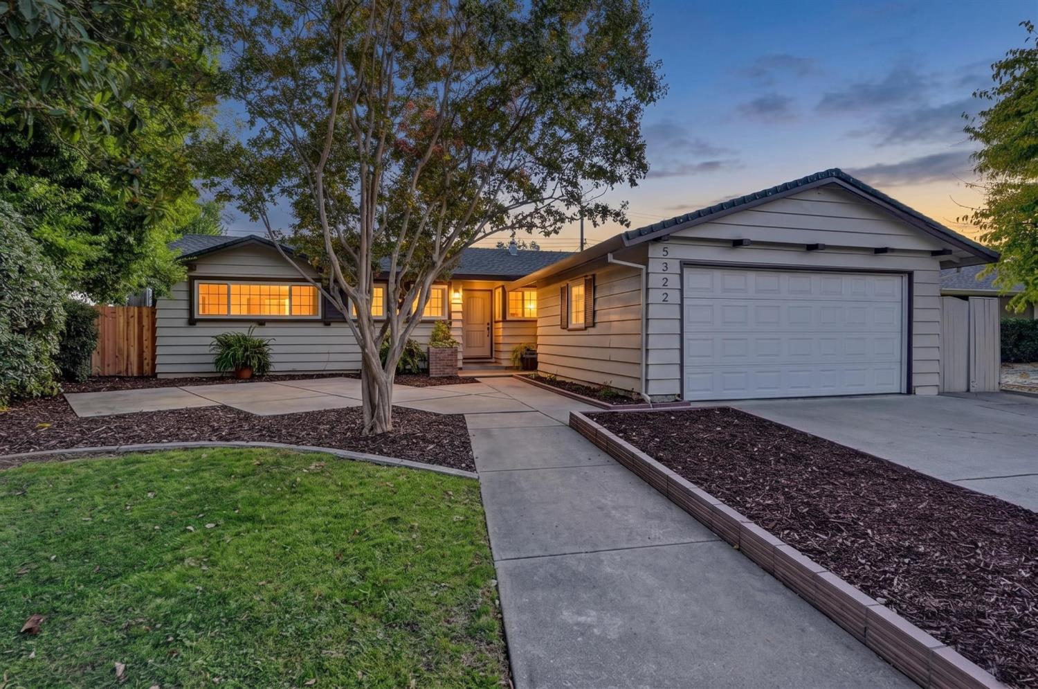 5322 Fort Sutter Way Sacramento California United States, for Sale, residential,  , Royalty Property Management & Realty