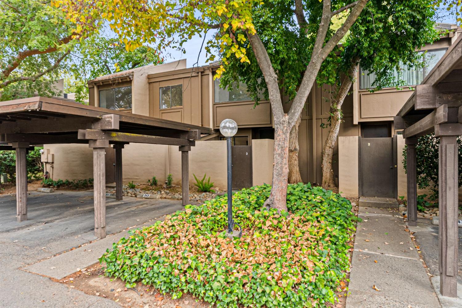 899 Woodside Lane APT 3 Sacramento California United States, for Sale, residential,  , SacHomes Realty Group