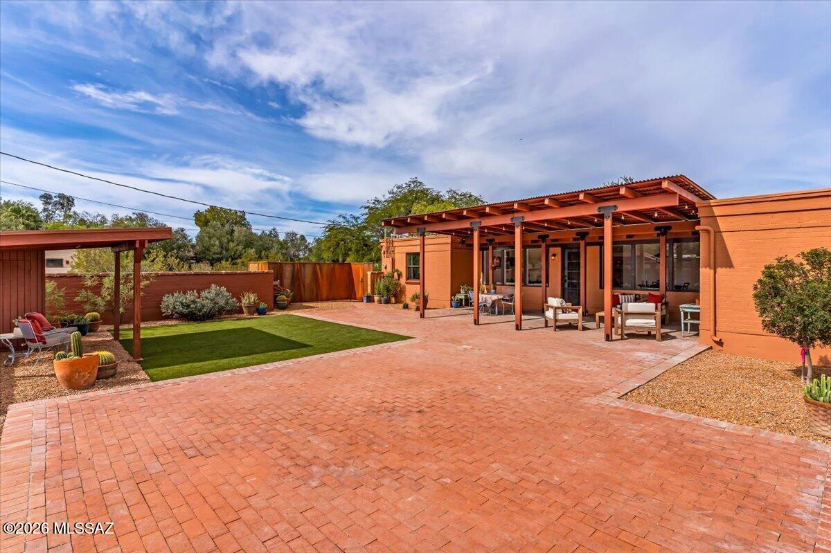 2202 E Hampton Street Tucson Arizona United States, for Sale, residential, Aaron Lieberman, TIERRA ANTIGUA REALTY