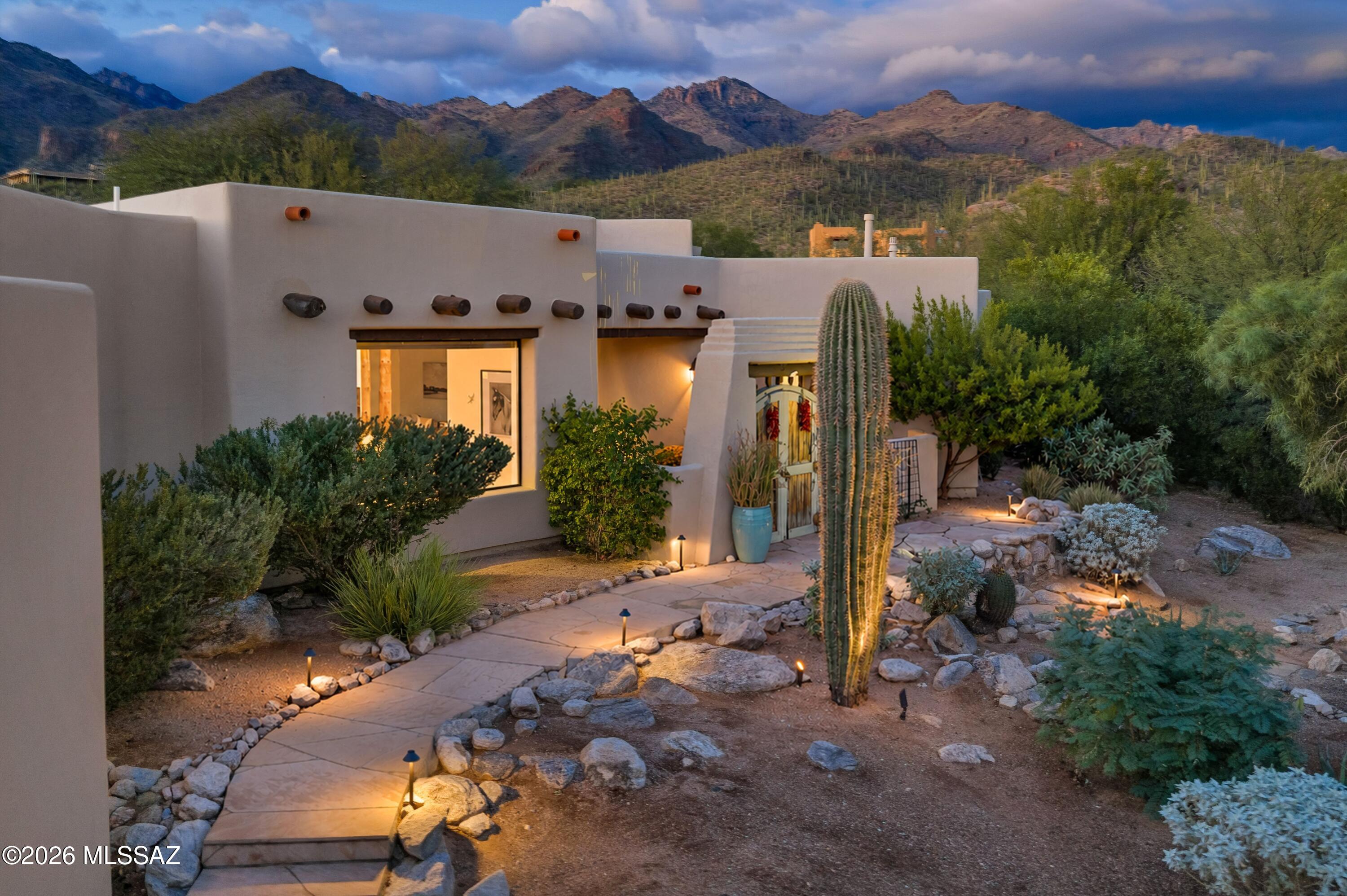 6165 N Vía Tres Patos Tucson Arizona United States, for Sale, residential, Aaron Lieberman, TIERRA ANTIGUA REALTY