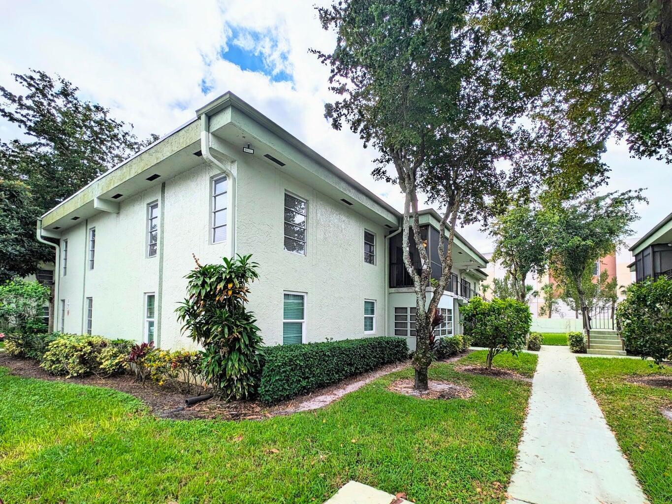 7515 S Oriole Boulevard APT 203 Delray Beach Florida United States, for Sale, residential, Arlene   Toolsie  , Re/Max Direct