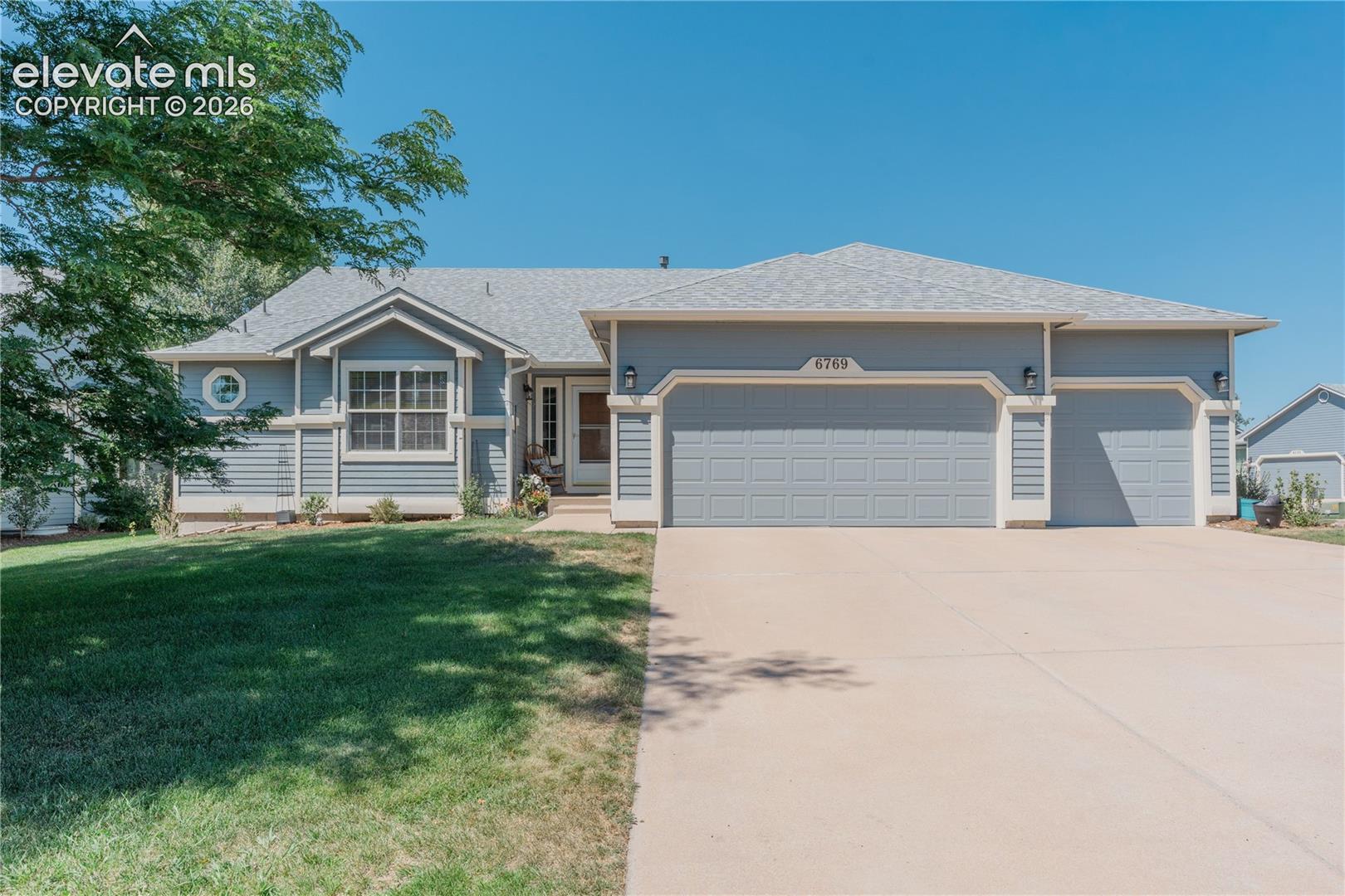 6769 Showhorse Court Colorado Springs Colorado United States, for Sale, residential, Christy Dunfee, Realty One Group Apex