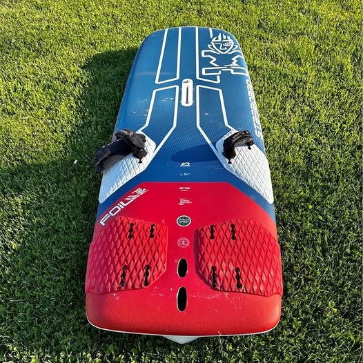 Slingshot Windfoil board 
Starboard 2024