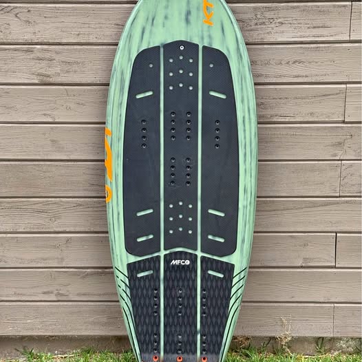 32L 4’5” KT GINXU foilboard hydrofoil surf