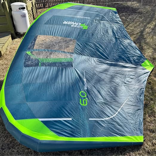 Gong Super Power 6.0 wingfoil wing with boom, leash and bag