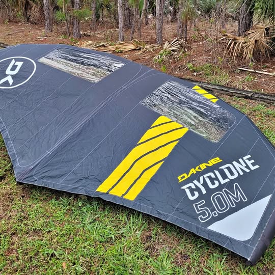 Dakine Cyclone 5.0 wing foil wing